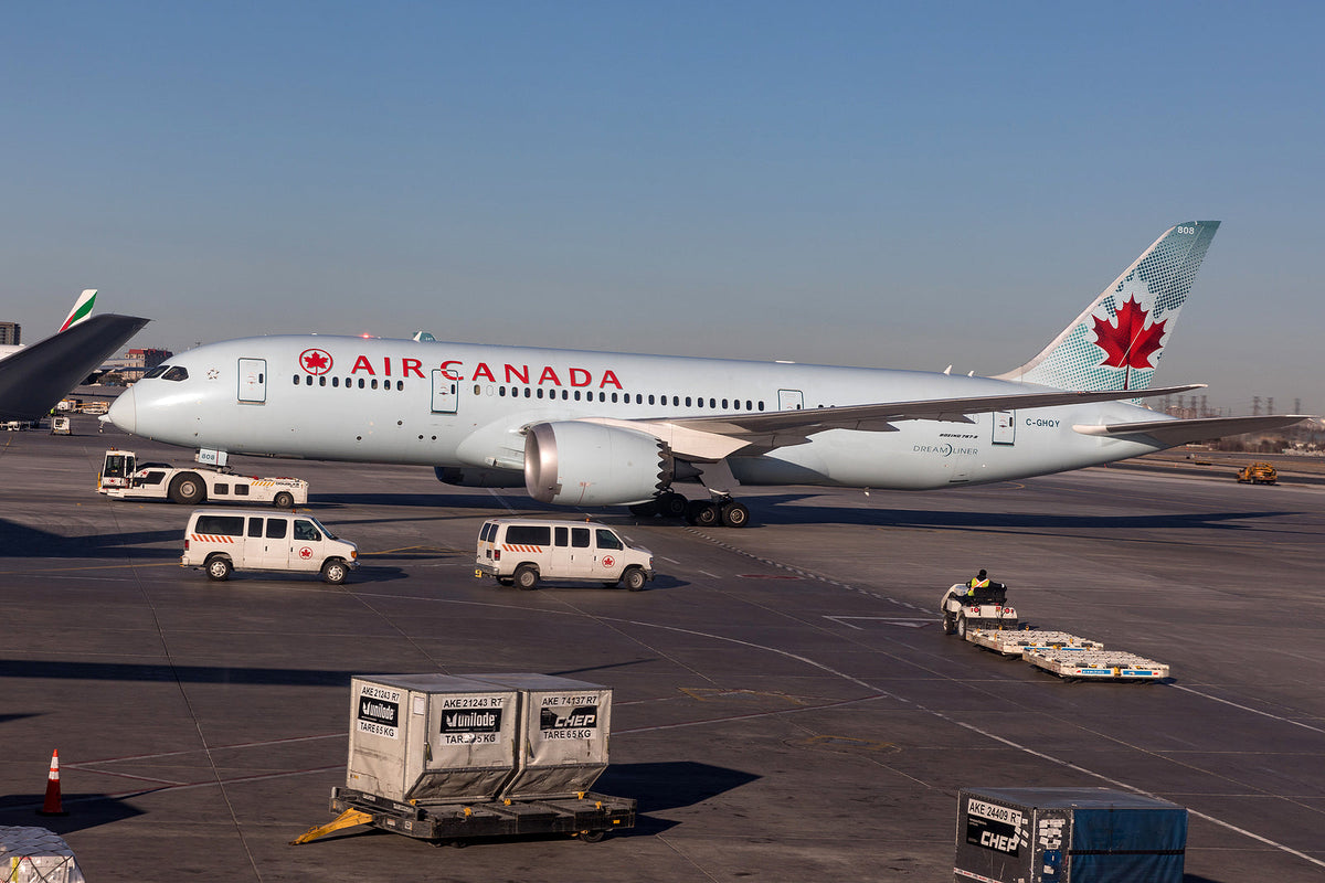 [Canada] Air Canada strike ends as airline and flight attendants agree