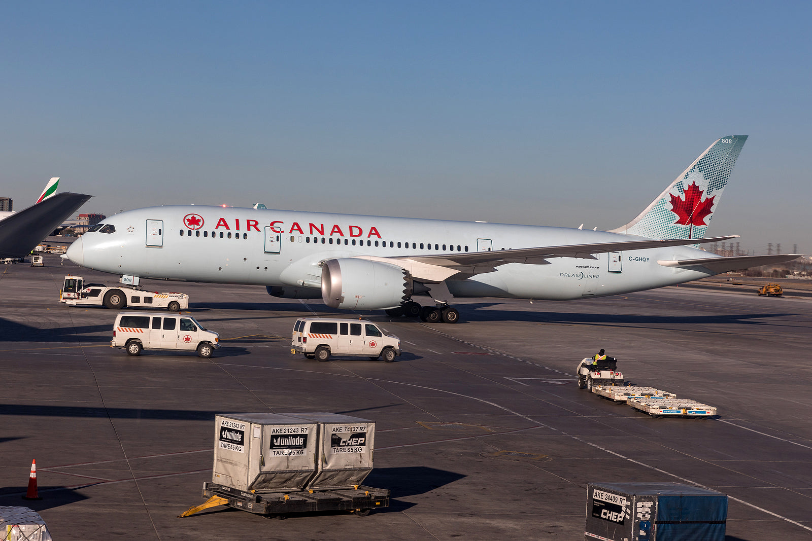 [Canada] Air Canada strike ends as airline and flight attendants agree
