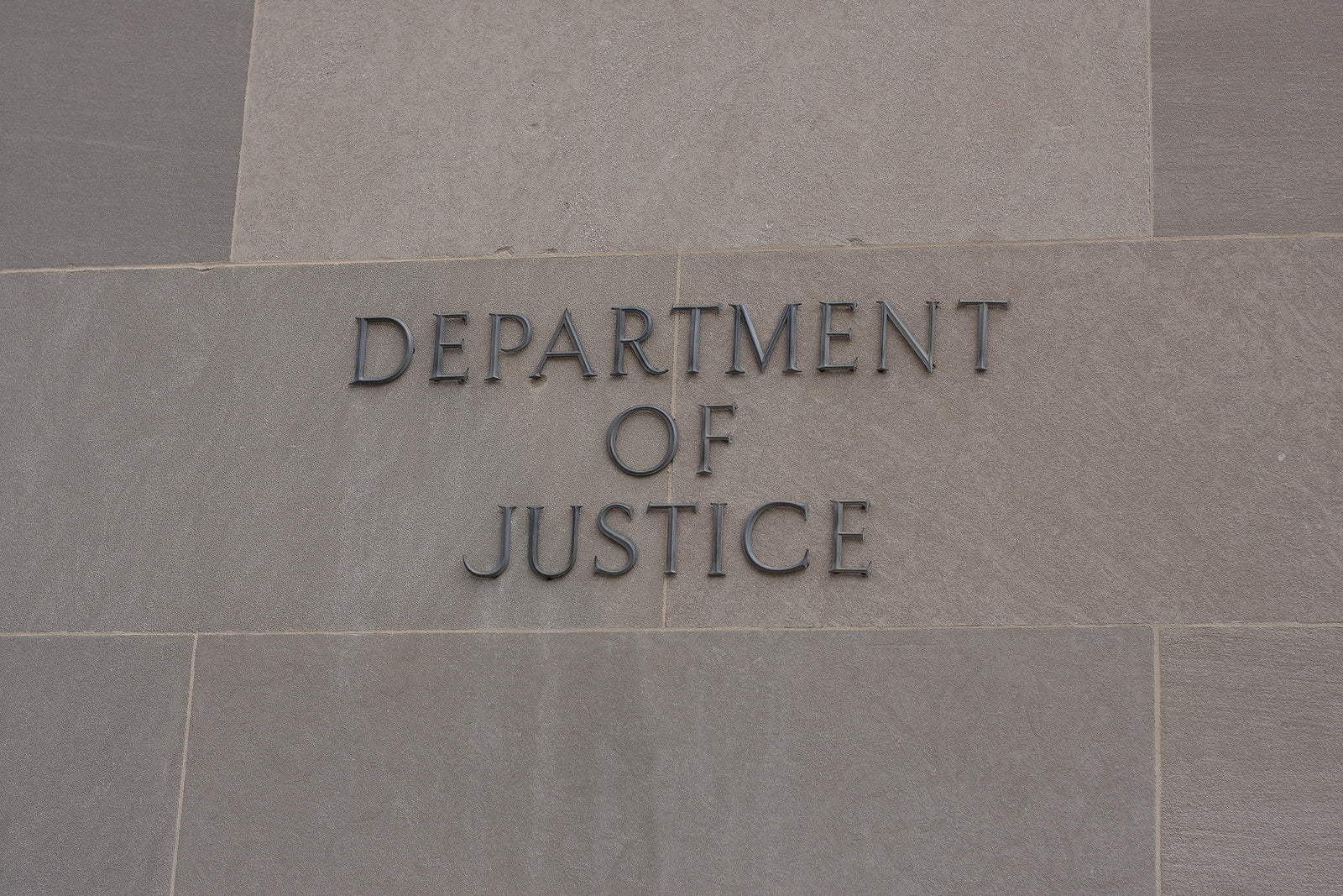 [US] Beverly Hills man pleads guilty to $2 million pandemic payroll fraud