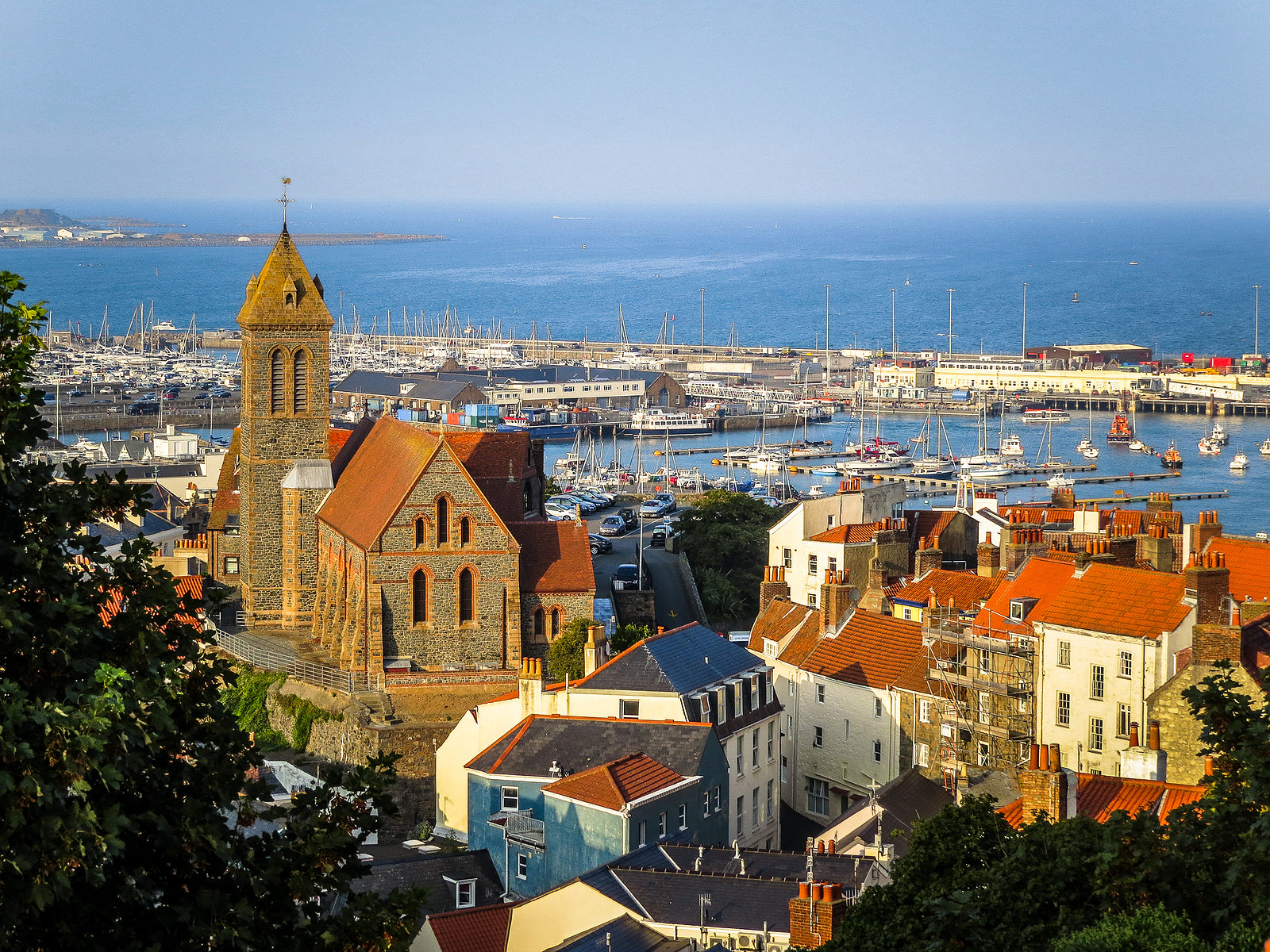 [Guernsey] Payroll co-funding scheme reinstated