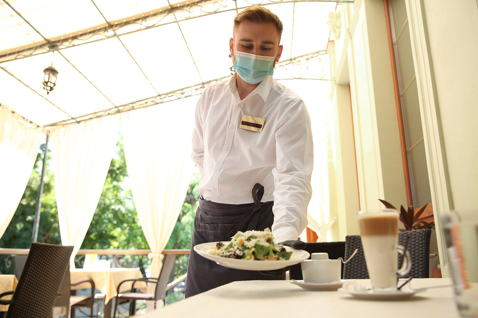 [New Zealand] Hospitality workers reveal workplace ‘abuse and harassment’