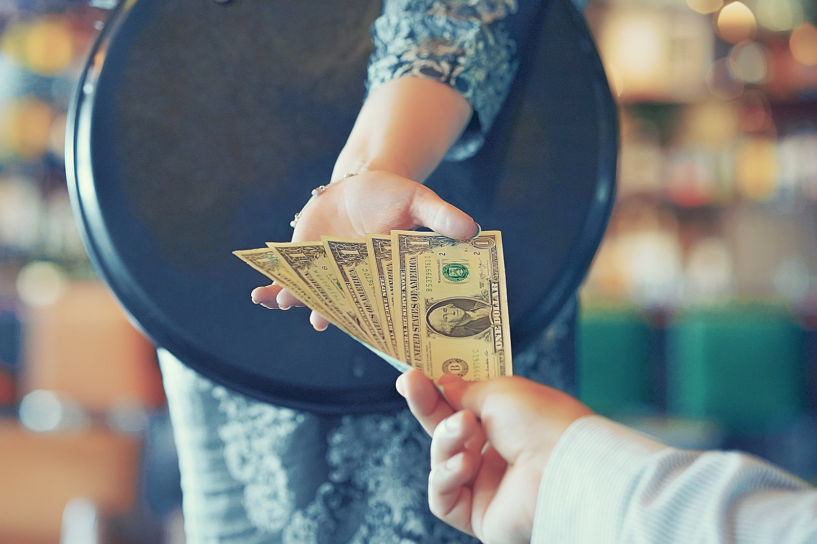 [Tennessee] Restaurant must pay $179k in back wages for keeping tips