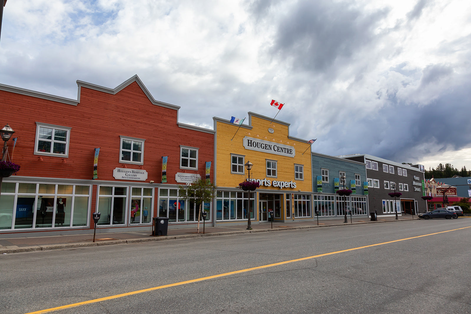 [Canada] Union files policy grievance against city's use of contract workers