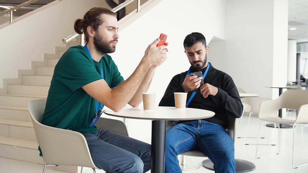 [UK] ClearBank and PayCaptain partner for real-time payroll payments - collegues manage pay on their phones, PayCaptain partners with ClearBank in the UK