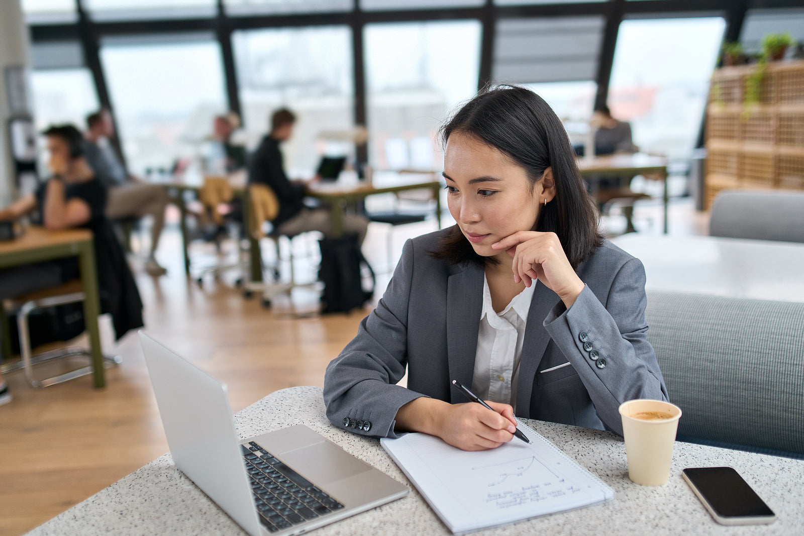 [Ireland] Payroll levels suggest early signs of tech sector stress