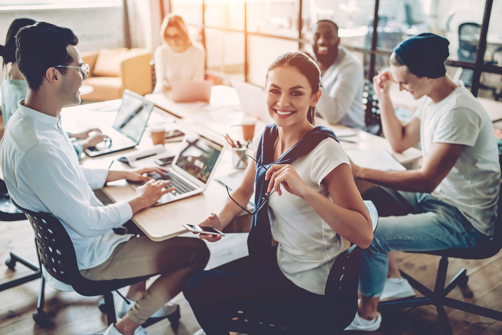 [US] New payroll data shows Gen Z women losing job market ground to men (and AI alone is not to blame!)