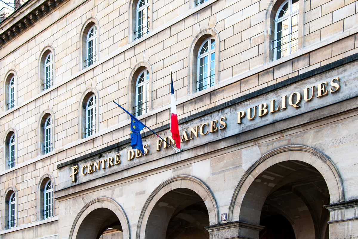 [France] Government to reduce exceptional tax on large firms