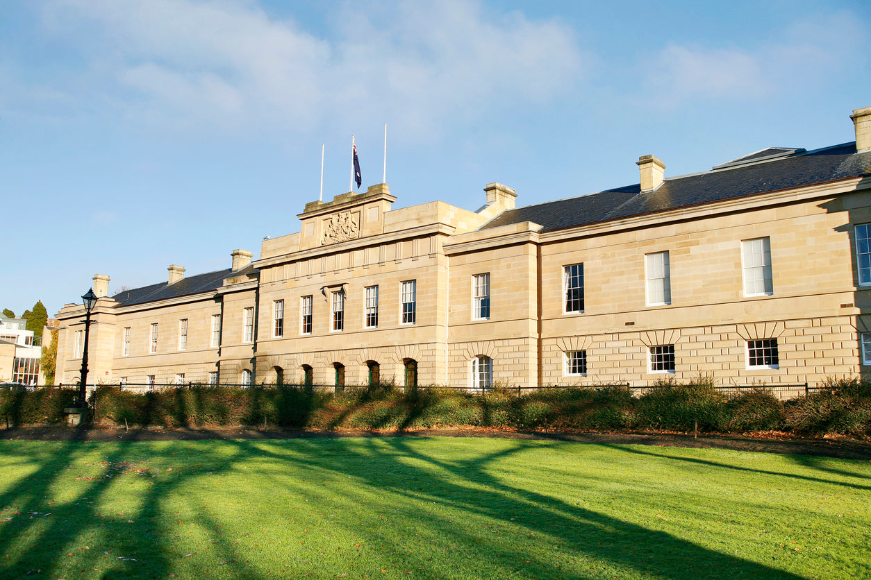 Tasmania touts for outside trade by cutting payroll taxes