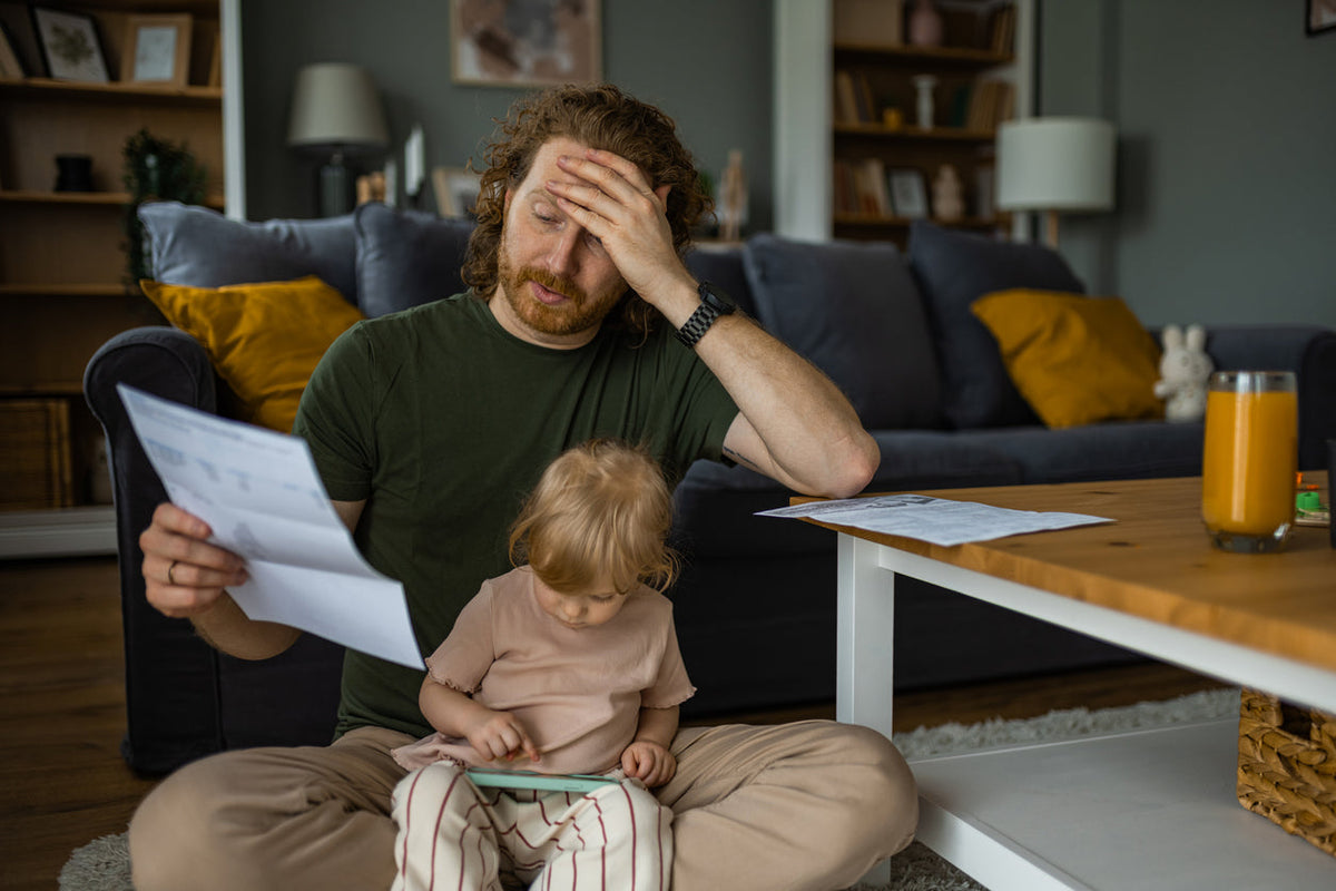 [UK] Wage advances climb by 10% under cost of living pressures